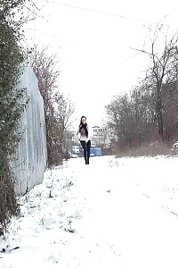 Bloody Hot Cynthia Vellons Relieves Her Pee Desperation